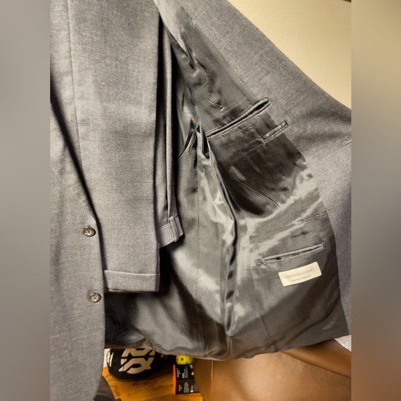 Pronto Uomo Men’s 44R Charcoal Gray Suit - Picture 8 of 12